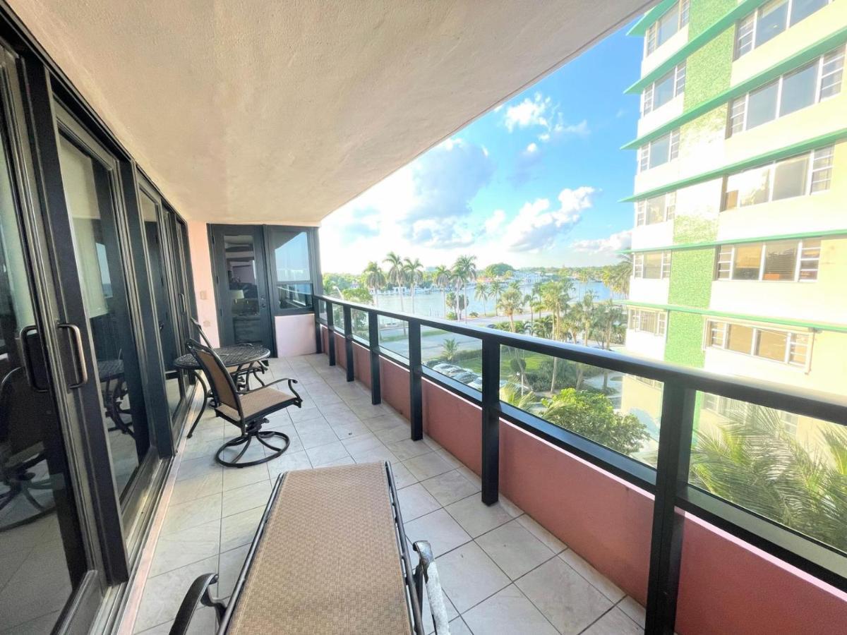 The Alexander Beach Residences Маями Бийч Екстериор снимка