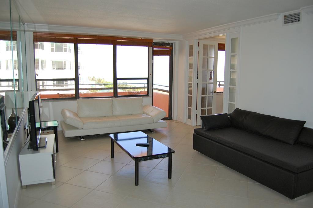 The Alexander Beach Residences Маями Бийч Екстериор снимка